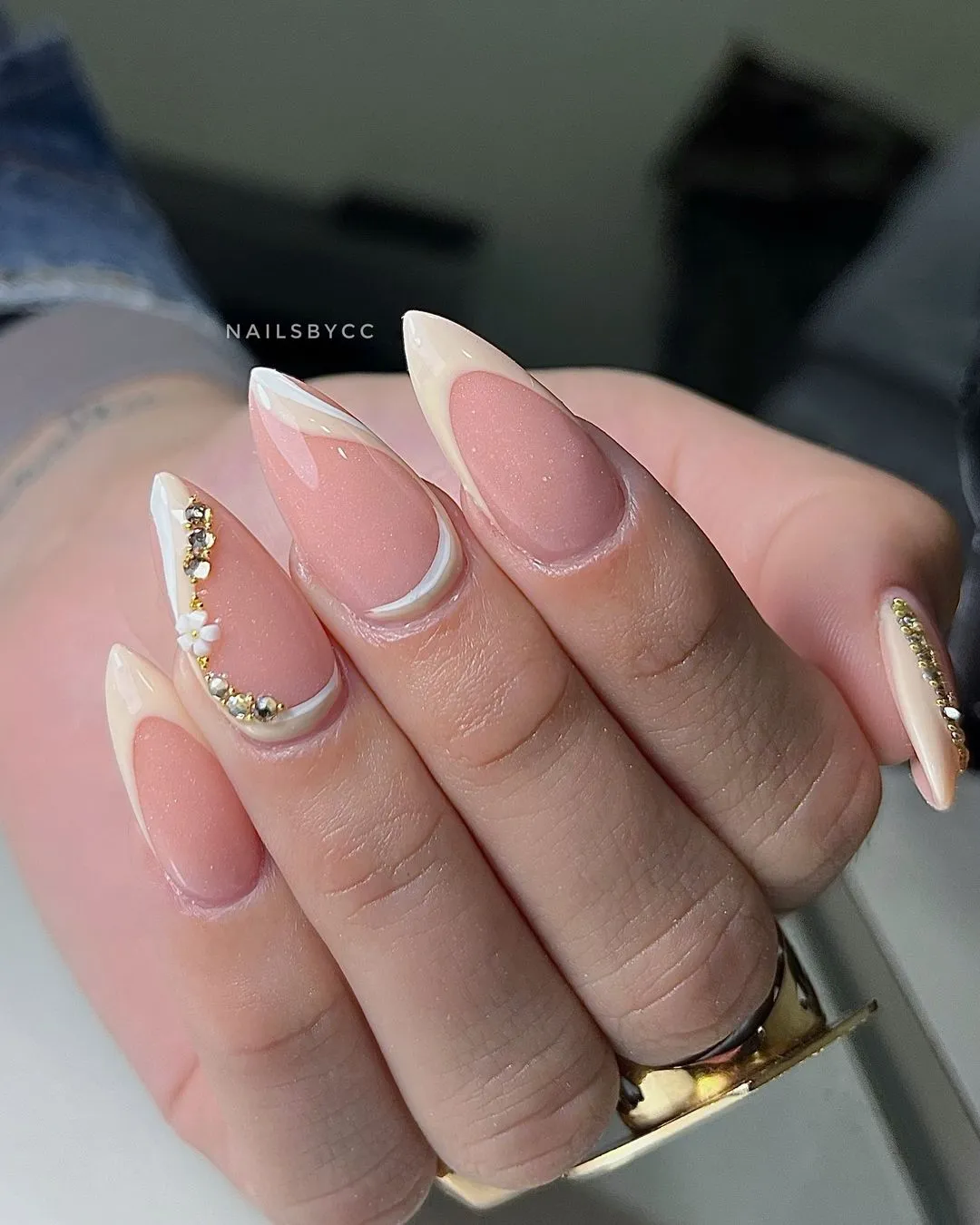 16. pink and white stylish nails