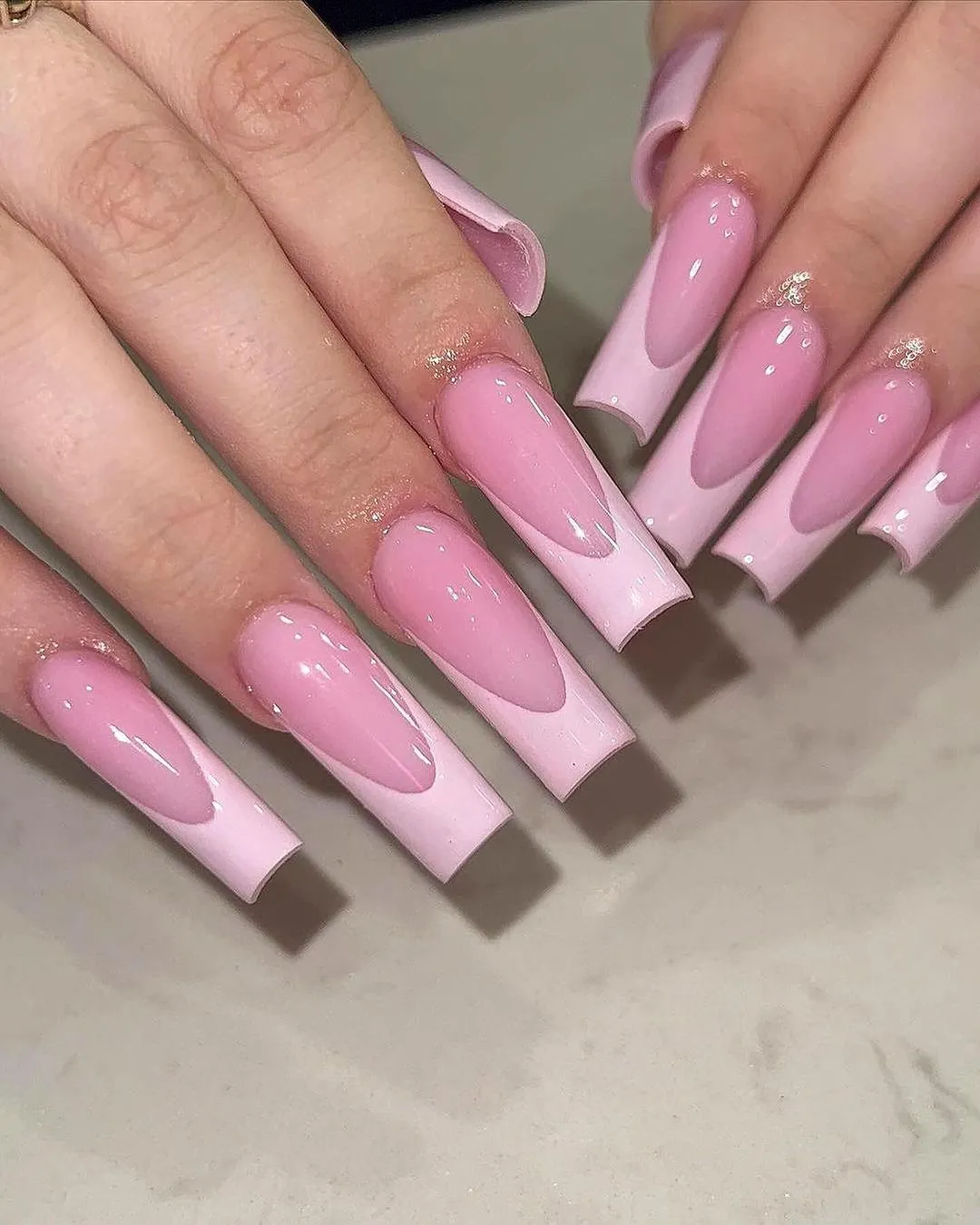 19. Long Tip Hot Pink nails Designs