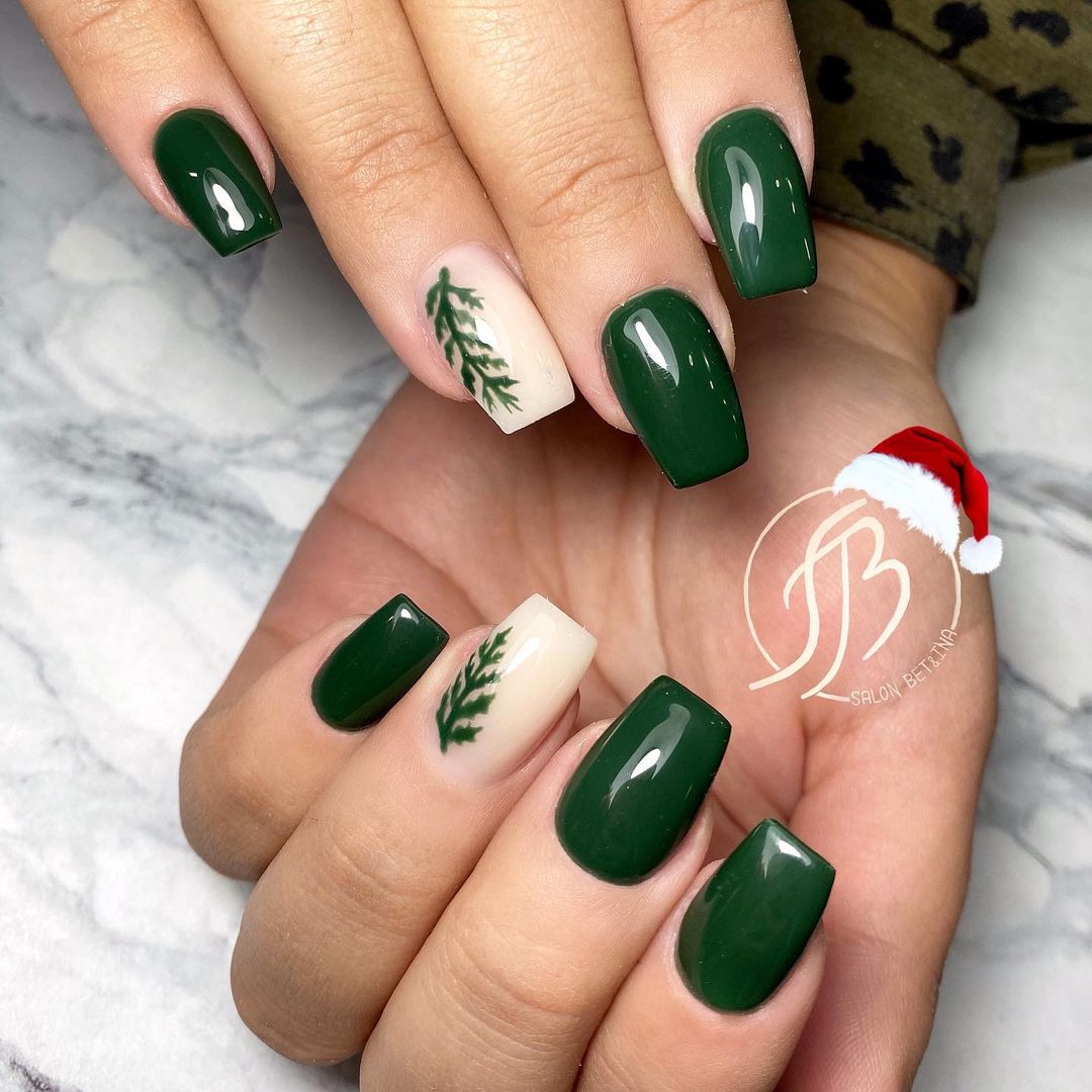 8. dark green nails for christmas